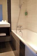 Brit Hotel Vannes-Theix