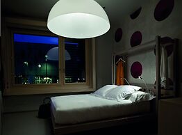 NU Hotel