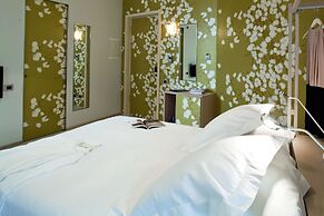 NU Hotel