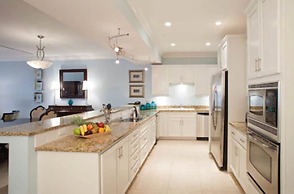 Caribbean Club Luxury Condo Hotel