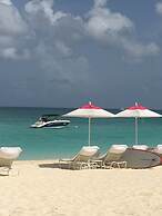 Caribbean Club Luxury Condo Hotel