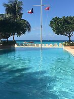 Caribbean Club Luxury Condo Hotel