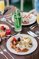 Caribbean Club Luxury Condo Hotel