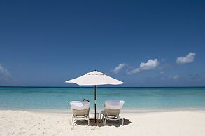 Caribbean Club Luxury Condo Hotel