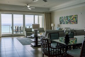 Caribbean Club Luxury Condo Hotel