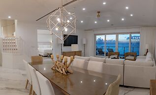 Caribbean Club Luxury Condo Hotel