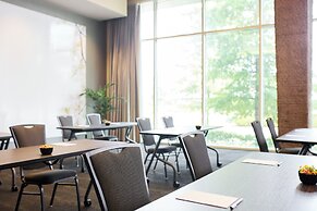 Archer Hotel Falls Church