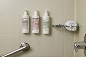 Archer Hotel Falls Church