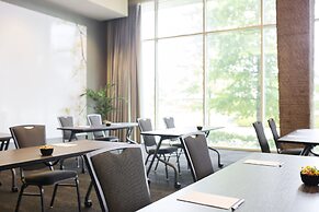 Archer Hotel Falls Church