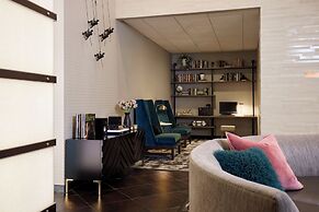 Archer Hotel Falls Church