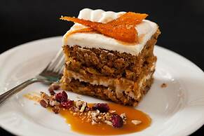 The Inn At Honey Run