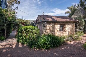 Kaleidoscope Inn & Gardens