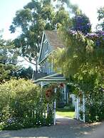 Kaleidoscope Inn & Gardens