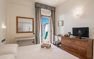 Hotel Porto Roca