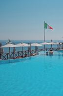 Hotel Porto Roca