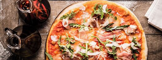 Navutu Dreams Resort & Wellness Retreat