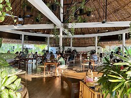 Navutu Dreams Resort & Wellness Retreat