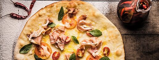 Navutu Dreams Resort & Wellness Retreat