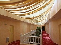 Palmyra Golden Beach Families and Couples