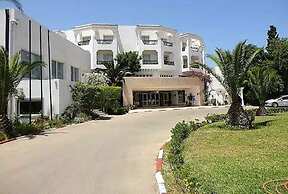 Palmyra Golden Beach Families and Couples