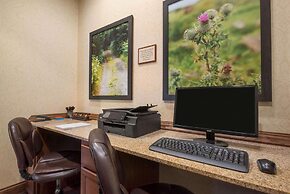 Country Inn & Suites by Radisson, Minot, ND