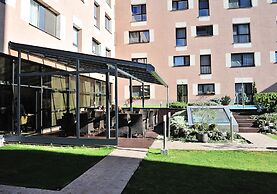 Melrose Apartments 2