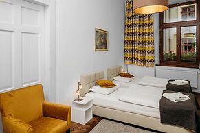 Antique Apartments Old Town