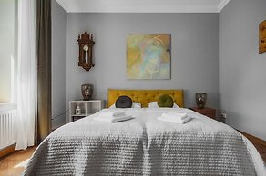 Antique Apartments Old Town