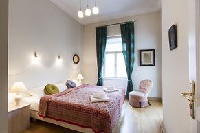 Antique Apartments Old Town