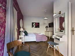 Antique Apartments Old Town