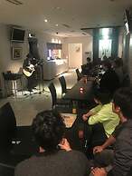 Hamilton Hotel Black