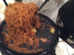 Hamilton Hotel Black