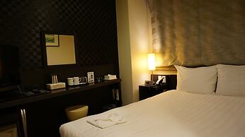 Hamilton Hotel Black