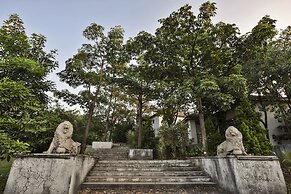 The Fern Samali Resort