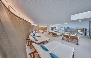 Aqua Dome
