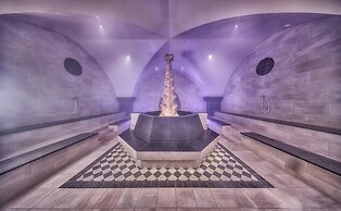 Aqua Dome
