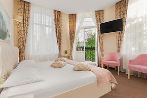 Hotel 52