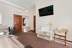 Hotel 52