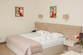 Hotel 52
