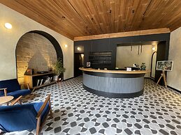 Hotel 52