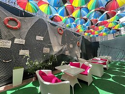 Hotel 52