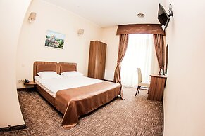 Hotel 52
