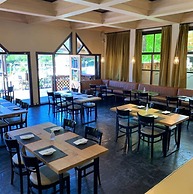 Bahia Manzano Resort