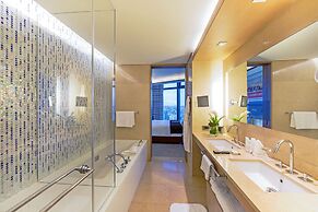 Fairmont Baku - Flame Towers