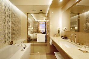 Fairmont Baku - Flame Towers