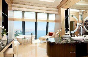 Fairmont Baku - Flame Towers