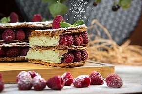 Fairmont Baku - Flame Towers