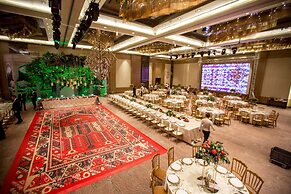 Fairmont Baku - Flame Towers