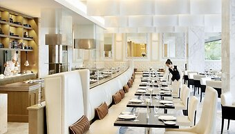 Fairmont Baku - Flame Towers