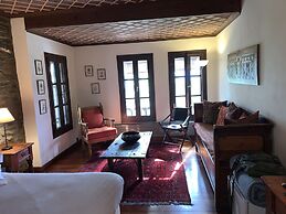 Palio Eleotrivio Guesthouse
